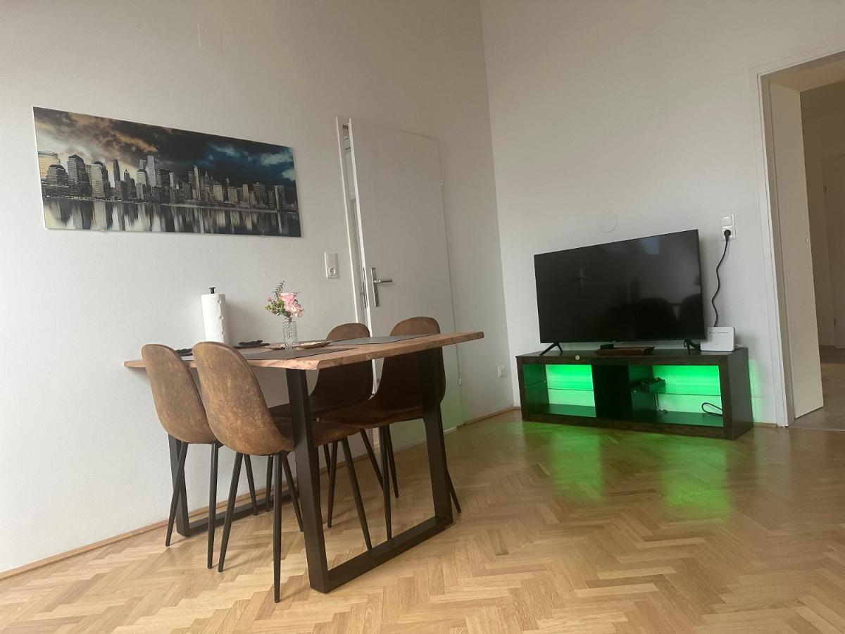 Klimatisiertes Dachgeschoss City Apartment In Zentrum Wiens מראה חיצוני תמונה