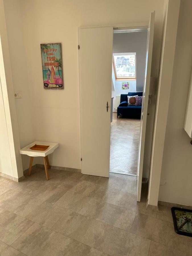 Klimatisiertes Dachgeschoss City Apartment In Zentrum Wiens מראה חיצוני תמונה