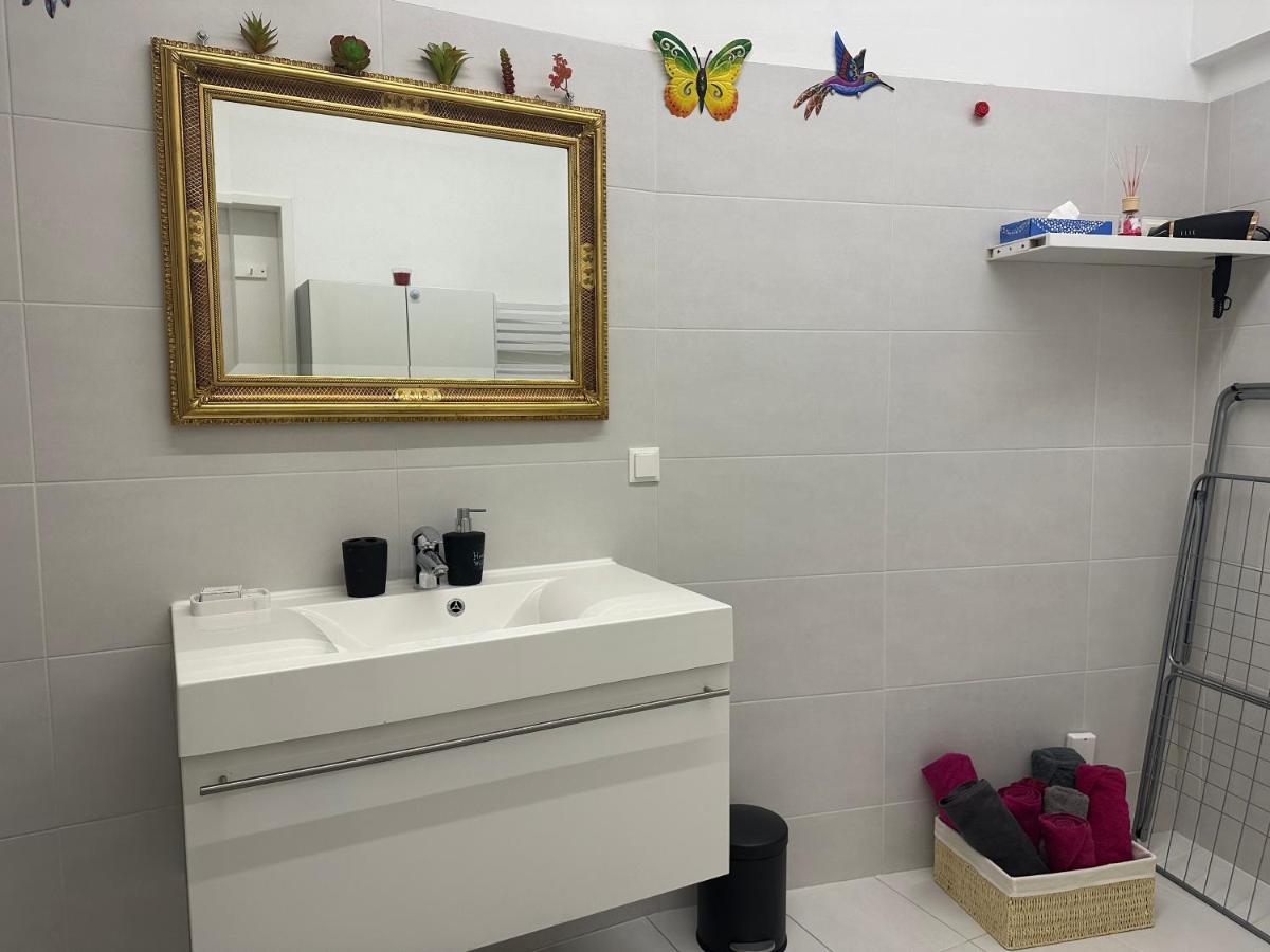 Klimatisiertes Dachgeschoss City Apartment In Zentrum Wiens מראה חיצוני תמונה