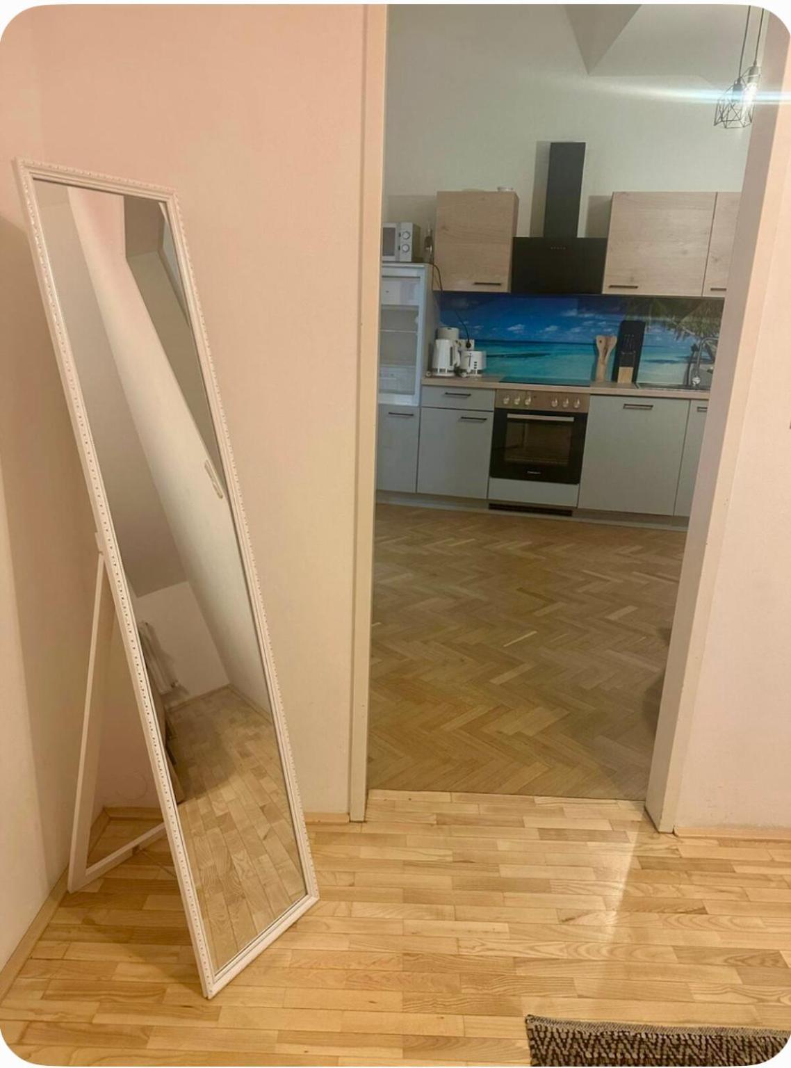 Klimatisiertes Dachgeschoss City Apartment In Zentrum Wiens מראה חיצוני תמונה